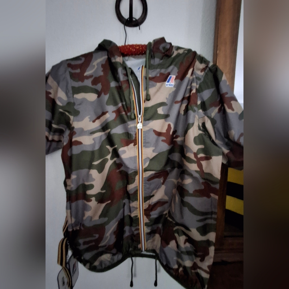 Camouflage Hooded Rain Jacket